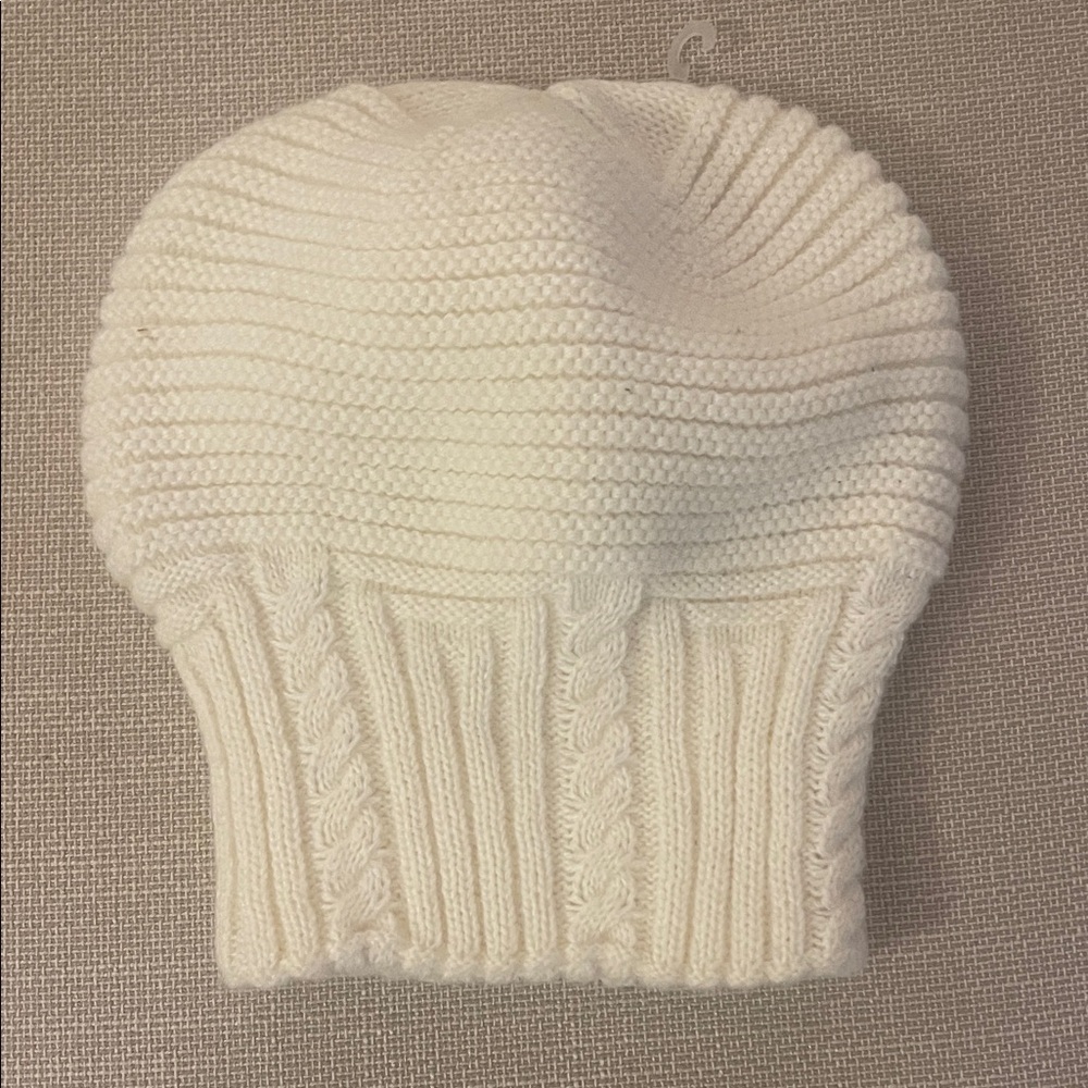 Arctix Women's Cream Knit Hat made in Poland.